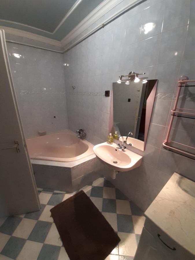 Gabor Pal 1 Apartman 1 Szoba Dunafoldvar Екстер'єр фото